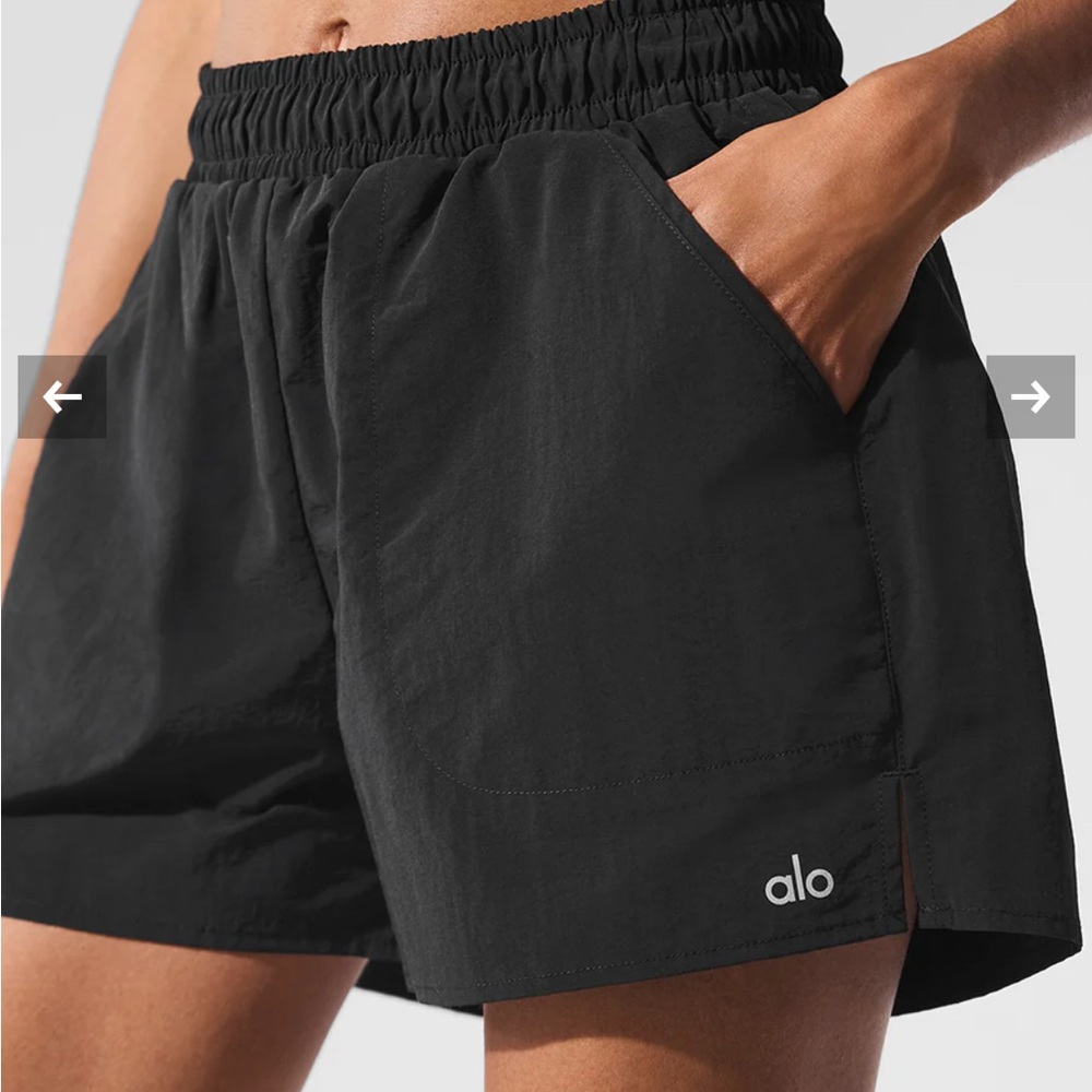 ALO Yoga Women's Alumni Black Athletic Shorts